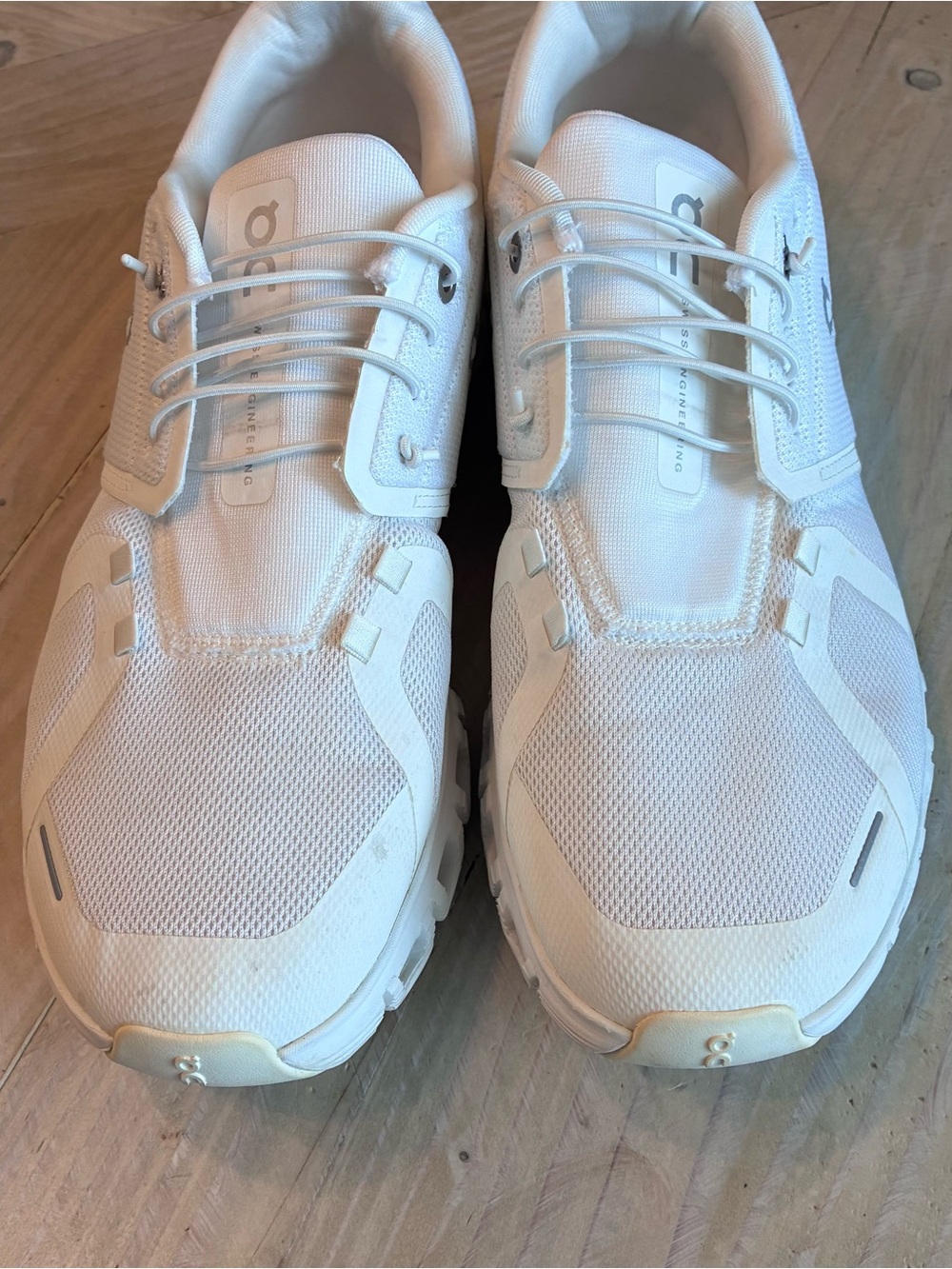 On Running Women's Cloud Sneakers in White NO INSOLES - Picture 2 of 6